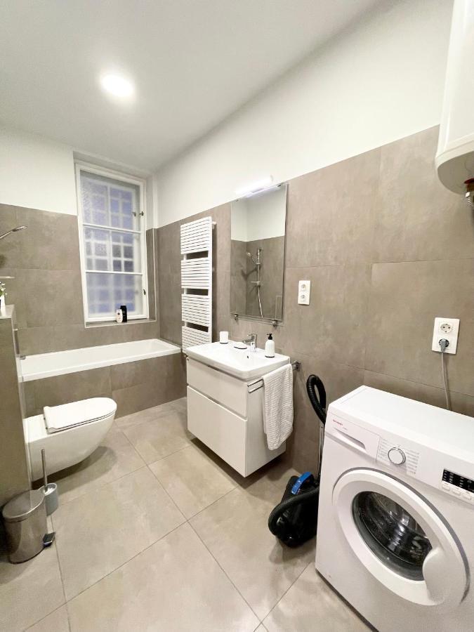 Mehdi Residence 1 Budapest Ngoại thất bức ảnh